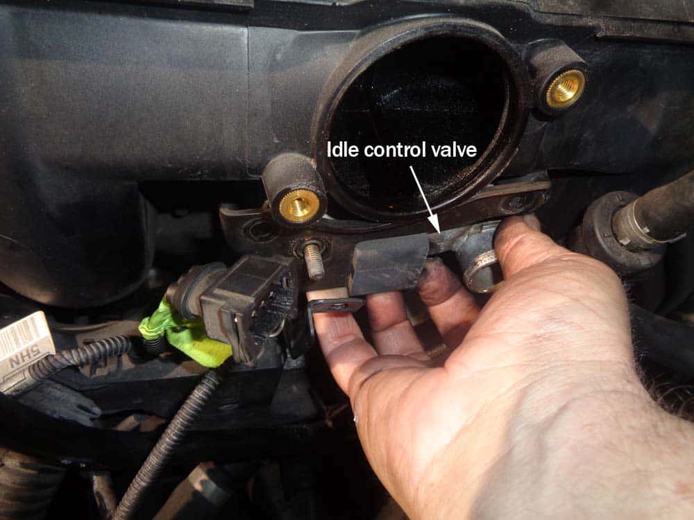 See C2946 repair manual